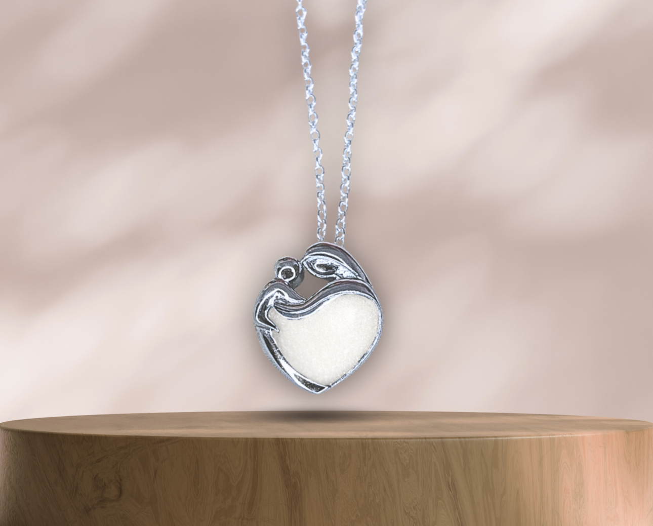 A Mothers love Necklace