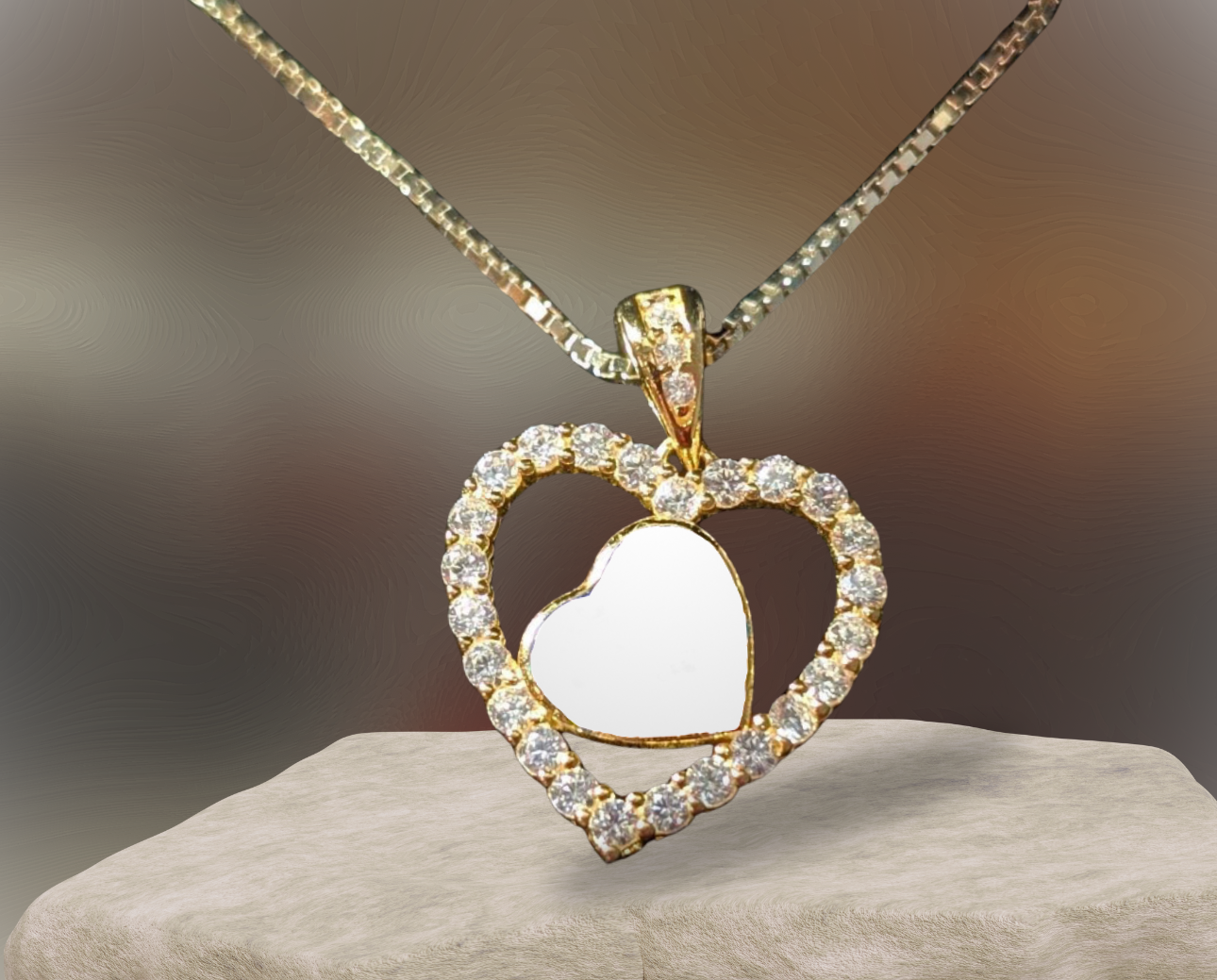 Everlasting Heart pendant