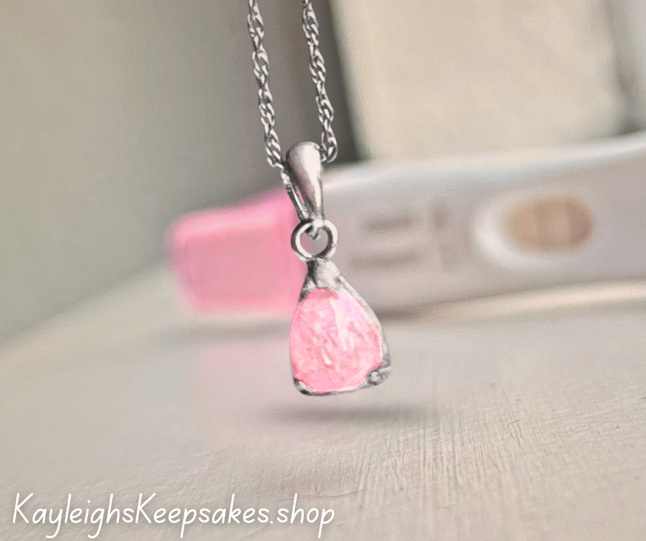 Everlasting Moment Necklace